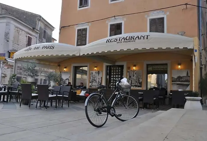 App Paris 2 Apartament *