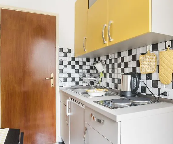 Appartement App Paris 2 *